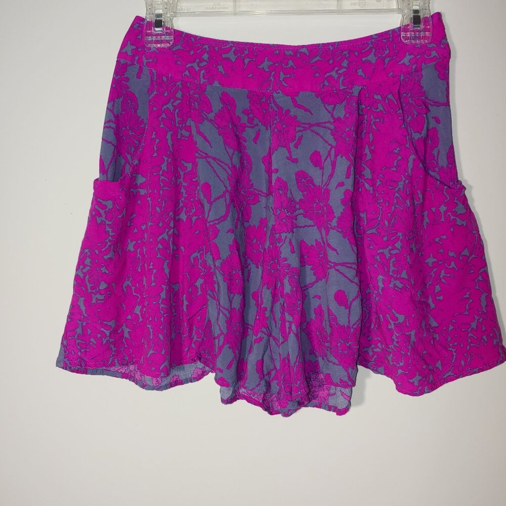 Free People Sheila High Waist Pink and Grey Floral Flow Shorts Size 6